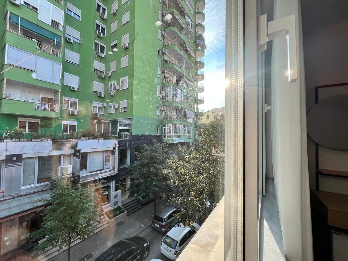 Enzo Rooms & Apartment Blloku Тирана Екстериор снимка