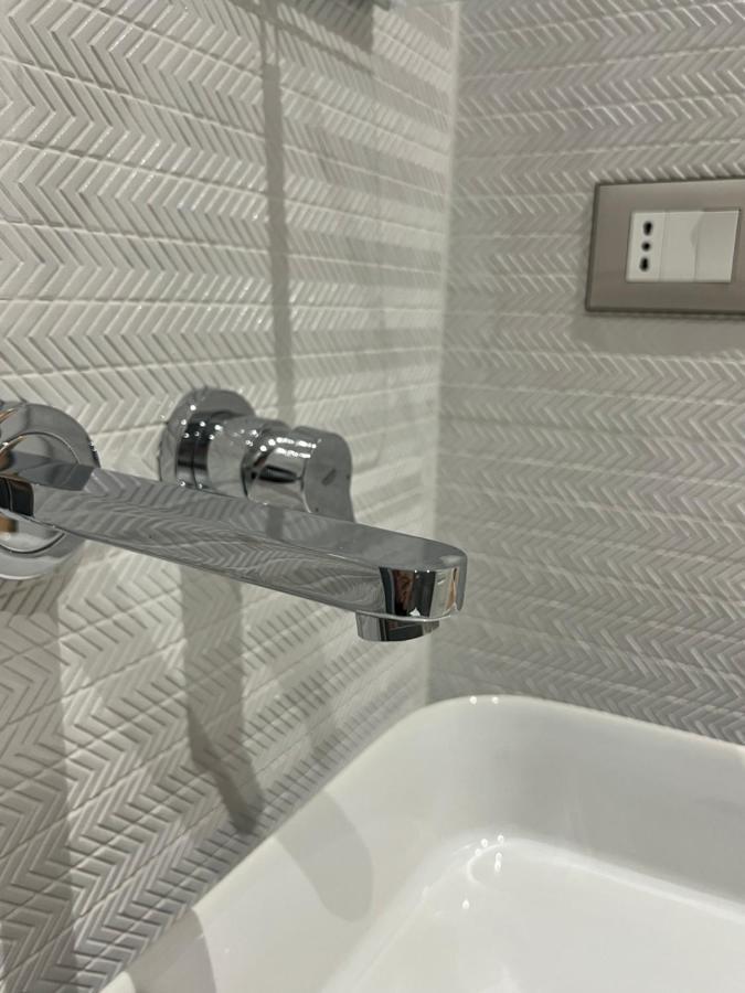 Enzo Rooms & Apartment Blloku Тирана Екстериор снимка