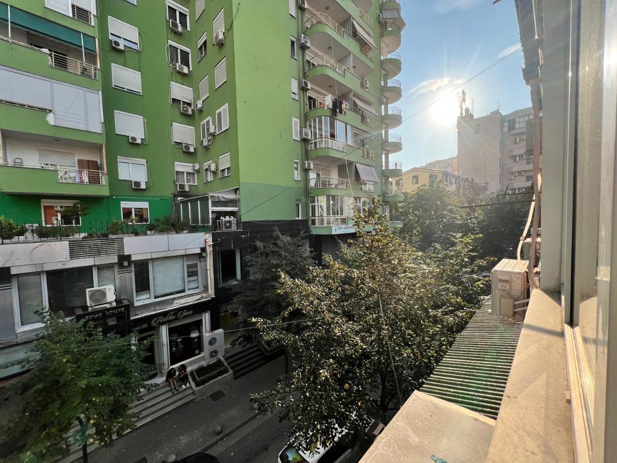 Enzo Rooms & Apartment Blloku Тирана Екстериор снимка