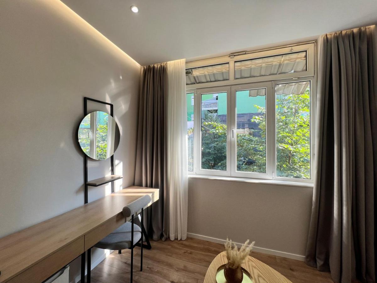 Enzo Rooms & Apartment Blloku Тирана Екстериор снимка